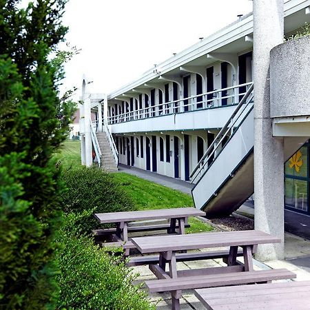 Hotel Premiere Classe Lille Sud - Douai Cuincy Exterior foto